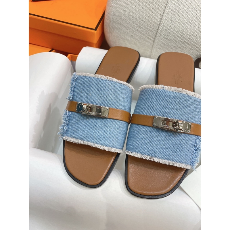H**mes slippers